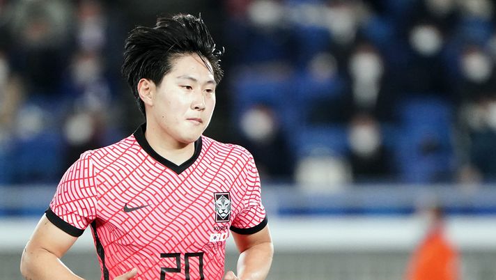 YOKOHAMA, JAPAN - MARCH 25: Lee Kangin of South Korea looks on during the international friendly match between Japan and South Korea at the Nissan Stadium on March 25, 2021 in Yokohama, Kanagawa, Japan. (Photo by Koji Watanabe/Getty Images) 