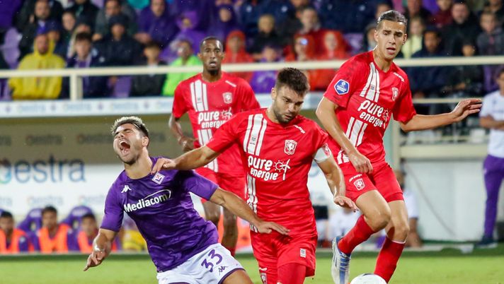 Il calo fisico, i cambi e gli sbandamenti difensivi: i limiti viola - immagine 1