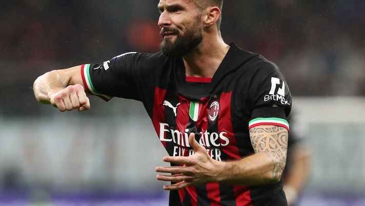 MILAN, ITALY - MARCH 13: Olivier Giroud of AC Milan reacts during the Serie A match between AC Milan and Salernitana at Stadio Giuseppe Meazza on March 13, 2023 in Milan, Italy. (Photo by Marco Luzzani/Getty Images) Non solo Ibra, anche Giroud in scadenza. Gazzetta: “La situazione rinnovi e le strade in entrata” - immagine 1