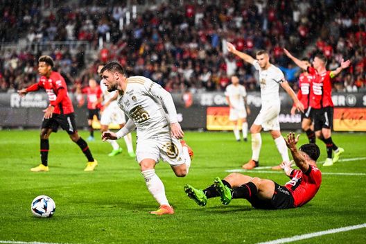 (Photo by Anthony Bibard/FEP/Icon Sport via Getty Images) - Photo by Icon sport Derby bretone fra deluse: il gol del gioiello 17enne Douè chiude il match per il Rennes- immagine 2