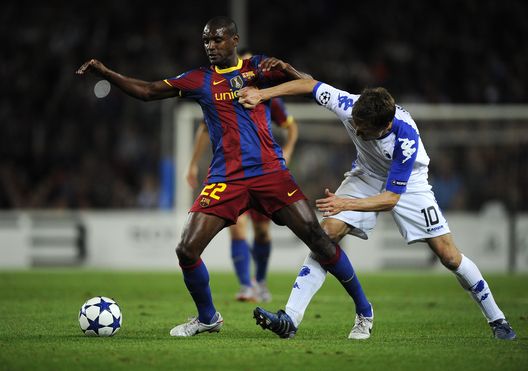BARCELONA, SPAIN - OCTOBER 20: Eric Abidal (L) of Barcelona and and Jesper Gronkjaer of FC Copenhagen duels for a ball during the UEFA Champions League group D match between Barcelona and FC Copenhagen at the Camp nou stadium on October 20, 2010 in Barcelona, Spain. (Photo by David Ramos/Getty Images) BARCELONA, SPAIN - OCTOBER 20: Eric Abidal (L) of Barcelona and and Jesper Gronkjaer of FC Copenhagen duels for a ball during the UEFA Champions League group D match between Barcelona and FC Copenhagen at the Camp nou stadium on October 20, 2010 in Barcelona, Spain. (Photo by David Ramos/Getty Images)