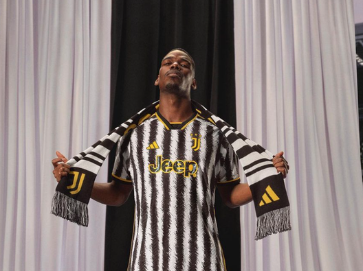 Juve, tutte le foto della nuova divisa 2023/24- immagine 2