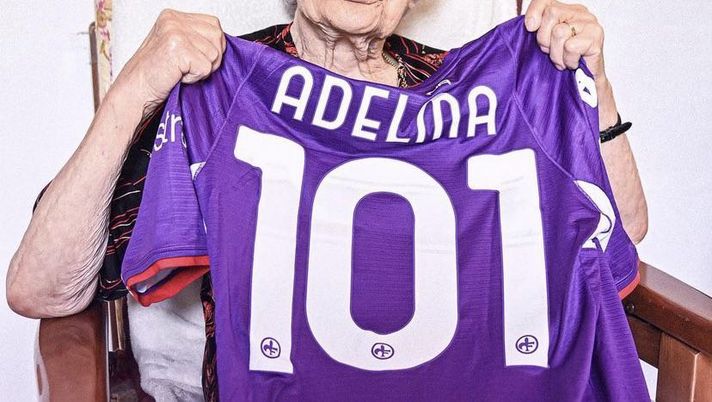Nel giorno del compleanno, ACF fa gli auguri ad Adelma: tifosa viola di 101 anni! Nel giorno del compleanno, ACF fa gli auguri ad Adelma: tifosa viola di 101 anni!