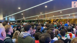 VIDEO Italia-Spagna, i tifosi azzurri cantano l’inno a Wembley: la clip è da brividi