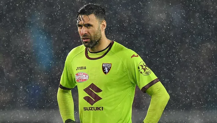 TURIN, ITALY - NOVEMBER 23:  Salvatore Sirigu of Torino FC looks dejected at the end of  the Serie A match between Torino FC and FC Internazionale at Stadio Olimpico di Torino on November 23, 2019 in Turin, Italy.  (Photo by Valerio Pennicino/Getty Images)