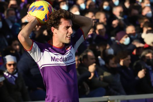 GERMOGLI PH: 11DICEMBRE 2021 FIRENZE STADIO ARTEMIO FRANCHI CAMPIONATO SERIE A TIM FIORENTINA VS SALERNITANA NELLA FOTO ODRIOZOLA Ceccarini: “ACF sta monitorando due giocatori italiani. Cessione Dragowski…”- immagine 2