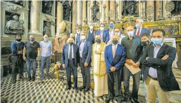 Messa al Duomo per Maradona Messa al Duomo per Maradona