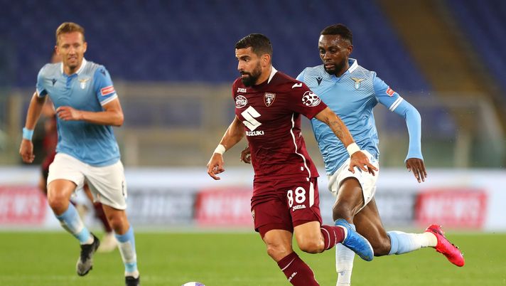 ROME, ITALY - MAY 18: Tomas Rincon of Torino FC battles for possession with Jean-Daniel Akpa Akpro of S.S. Lazio during the Serie A match between SS Lazio and Torino FC at Stadio Olimpico on May 18, 2021 in Rome, Italy. Sporting stadiums around Italy remain under strict restrictions due to the Coronavirus Pandemic as Government social distancing laws prohibit fans inside venues resulting in games being played behind closed doors. (Photo by Paolo Bruno/Getty Images) ROME, ITALY - MAY 18: Tomas Rincon of Torino FC battles for possession with Jean-Daniel Akpa Akpro of S.S. Lazio during the Serie A match between SS Lazio and Torino FC at Stadio Olimpico on May 18, 2021 in Rome, Italy. Sporting stadiums around Italy remain under strict restrictions due to the Coronavirus Pandemic as Government social distancing laws prohibit fans inside venues resulting in games being played behind closed doors. (Photo by Paolo Bruno/Getty Images)