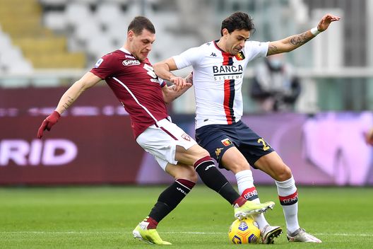 TURIN, ITALY - FEBRUARY 13: Andrea Belotti of Torino battles for possession with Ivan Radovanovic of Genoa during the Serie A match between Torino FC and Genoa CFC at Stadio Olimpico di Torino on February 13, 2021 in Turin, Italy. Sporting stadiums around Italy remain under strict restrictions due to the Coronavirus Pandemic as Government social distancing laws prohibit fans inside venues resulting in games being played behind closed doors. (Photo by Valerio Pennicino/Getty Images) TURIN, ITALY - FEBRUARY 13: Andrea Belotti of Torino battles for possession with Ivan Radovanovic of Genoa during the Serie A match between Torino FC and Genoa CFC at Stadio Olimpico di Torino on February 13, 2021 in Turin, Italy. Sporting stadiums around Italy remain under strict restrictions due to the Coronavirus Pandemic as Government social distancing laws prohibit fans inside venues resulting in games being played behind closed doors. (Photo by Valerio Pennicino/Getty Images)