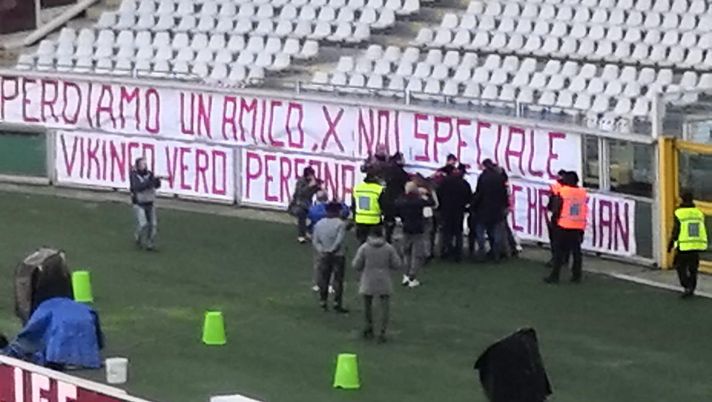 Christian, l&#8217;omaggio di Belotti e dei tifosi nel prepartita di Torino-Genoa 