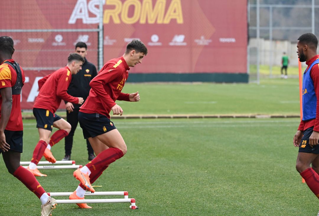 Trigoria, prima seduta della Roma in vista del Salisburgo – FOTO GALLERY - immagine 30