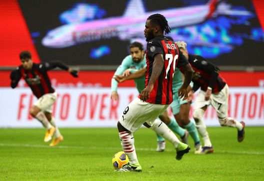 MILAN, ITALY - JANUARY 09: Franck Kessie of Milan scores their sides second goal form the penalty spot during the Serie A match between AC Milan and Torino FC at Stadio Giuseppe Meazza on January 09, 2021 in Milan, Italy. Sporting stadiums around Italy remain under strict restrictions due to the Coronavirus Pandemic as Government social distancing laws prohibit fans inside venues resulting in games being played behind closed doors. (Photo by Marco Luzzani/Getty Images) MILAN, ITALY - JANUARY 09: Franck Kessie of Milan scores their sides second goal form the penalty spot during the Serie A match between AC Milan and Torino FC at Stadio Giuseppe Meazza on January 09, 2021 in Milan, Italy. Sporting stadiums around Italy remain under strict restrictions due to the Coronavirus Pandemic as Government social distancing laws prohibit fans inside venues resulting in games being played behind closed doors. (Photo by Marco Luzzani/Getty Images)