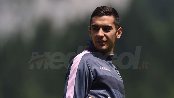 BELLUNO, ITALY - JULY 23:  Ivaylo Chochev looks on during a training session at the US Citta' di Palermo training campon July 23, 2018 in Belluno, Italy.  (Photo by Tullio M. Puglia/Getty Images)  BELLUNO, ITALY - JULY 23:  Ivaylo Chochev looks on during a training session at the US Citta' di Palermo training campon July 23, 2018 in Belluno, Italy.  (Photo by Tullio M. Puglia/Getty Images)