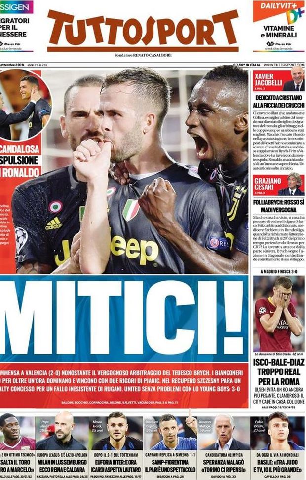 Prima Pagina, Tuttosport: “Mitici! Scandalosa espulsione di Ronaldo. Troppo Real per Roma. Euforia Inter…” Prima Pagina, Tuttosport: “Mitici! Scandalosa espulsione di Ronaldo. Troppo Real per Roma. Euforia Inter…”