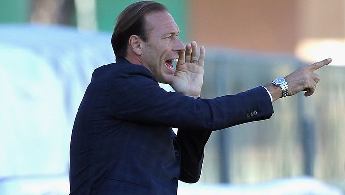REGGIO CALABRIA, ITALY - SEPTEMBER 15:  Dario Marcolin head coach of Modena during the Serie B match between Reggina Calcio and FC Modena at Stadio Oreste Granillo on September 15, 2012 in Reggio Calabria, Italy.  (Photo by Maurizio Lagana/Getty Images) 