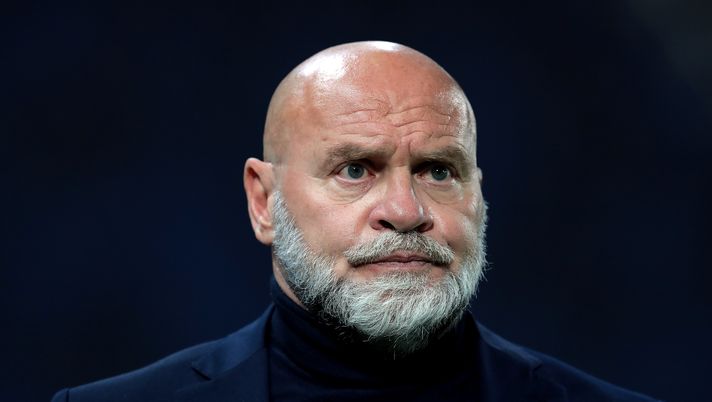 BERGAMO, ITALY - MARCH 03: Serse Cosmi, Head Coach of Crotone looks on prior to the Serie A match between Atalanta BC and FC Crotone at Gewiss Stadium on March 03, 2021 in Bergamo, Italy. Sporting stadiums around Italy remain under strict restrictions due to the Coronavirus Pandemic as Government social distancing laws prohibit fans inside venues resulting in games being played behind closed doors. (Photo by Emilio Andreoli/Getty Images) BERGAMO, ITALY - MARCH 03: Serse Cosmi, Head Coach of Crotone looks on prior to the Serie A match between Atalanta BC and FC Crotone at Gewiss Stadium on March 03, 2021 in Bergamo, Italy. Sporting stadiums around Italy remain under strict restrictions due to the Coronavirus Pandemic as Government social distancing laws prohibit fans inside venues resulting in games being played behind closed doors. (Photo by Emilio Andreoli/Getty Images)