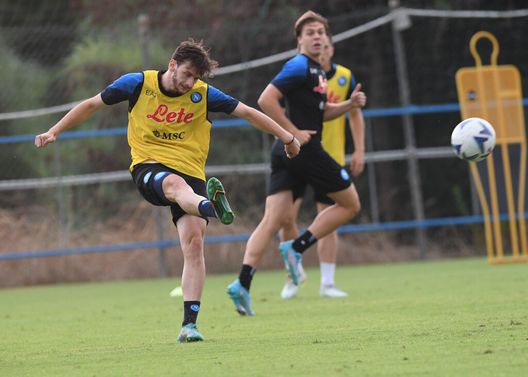 foto sscn Verso Verona-Napoli, il report dell’allenamento degli azzurri: Politano in palestra- immagine 2