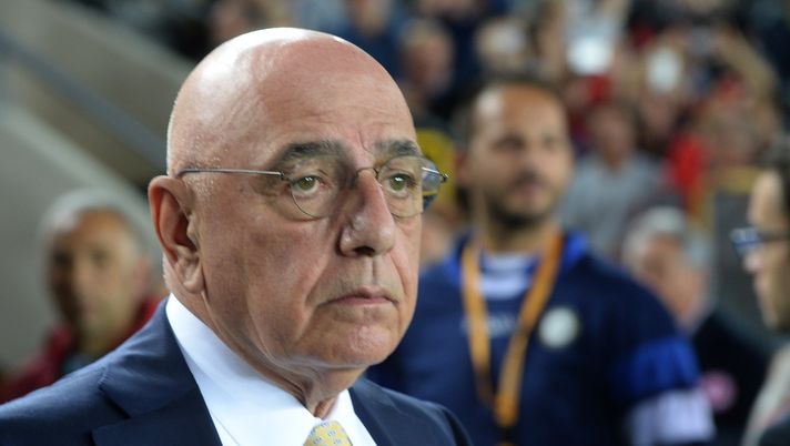 UDINE, ITALY - SEPTEMBER 22: Adriano Galliani AD of AC Milan looks on before the Serie A match between Udinese Calcio and AC Milan at Stadio Friuli on September 22, 2015 in Udine, Italy. (Photo by Dino Panato/Getty Images) UDINE, ITALY - SEPTEMBER 22: Adriano Galliani AD of AC Milan looks on before the Serie A match between Udinese Calcio and AC Milan at Stadio Friuli on September 22, 2015 in Udine, Italy. (Photo by Dino Panato/Getty Images)