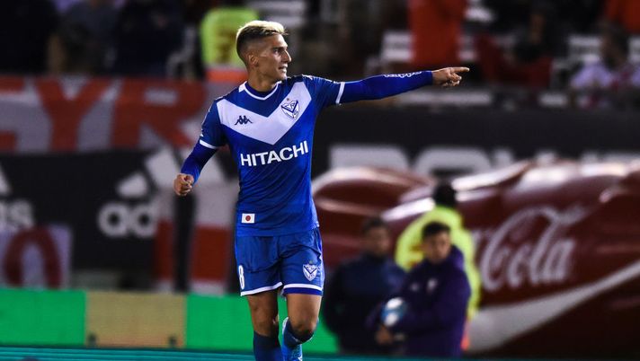 BUENOS AIRES, ARGENTINA - SEPTEMBER 22: Nicolas Dominguez of Velez Sarsfield celebrates after scoring the goal first of his team during a match between River Plate and Velez Sarsfield as part of Superliga Argentina 2019/20 at Estadio Monumental Antonio Vespucio Liberti on September 22, 2019 in Buenos Aires, Argentina. (Photo by Marcelo Endelli/Getty Images) BUENOS AIRES, ARGENTINA - SEPTEMBER 22: Nicolas Dominguez of Velez Sarsfield celebrates after scoring the goal first of his team during a match between River Plate and Velez Sarsfield as part of Superliga Argentina 2019/20 at Estadio Monumental Antonio Vespucio Liberti on September 22, 2019 in Buenos Aires, Argentina. (Photo by Marcelo Endelli/Getty Images)