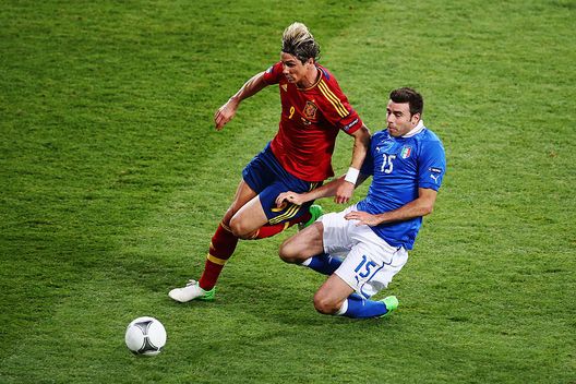 KIEV, UKRAINE - JULY 01: Fernando Torres of Spain is tackled by Andrea Barzagli of Italy during the UEFA EURO 2012 final match between Spain and Italy at the Olympic Stadium on July 1, 2012 in Kiev, Ukraine. (Photo by Martin Rose/Getty Images) KIEV, UKRAINE - JULY 01: Fernando Torres of Spain is tackled by Andrea Barzagli of Italy during the UEFA EURO 2012 final match between Spain and Italy at the Olympic Stadium on July 1, 2012 in Kiev, Ukraine. (Photo by Martin Rose/Getty Images)