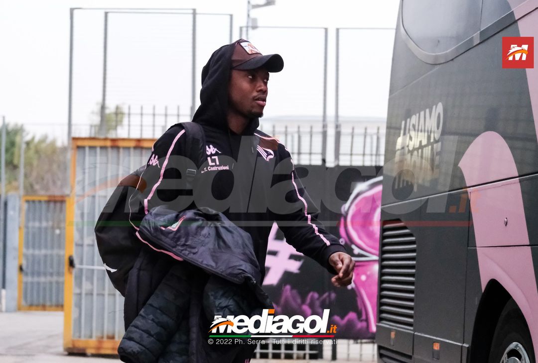 FOTO Spal-Palermo, i rosanero in partenza dallo stadio “Renzo Barbera” (Gallery) - immagine 45