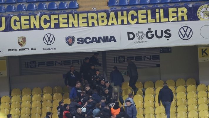Fenerbahçe-Zenit, disordini durante un’amichevole… - immagine 1