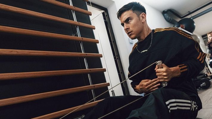 Roma, Dybala inarrestabile. Si allena anche a casa: “Costanza, disciplina e passione” - immagine 1