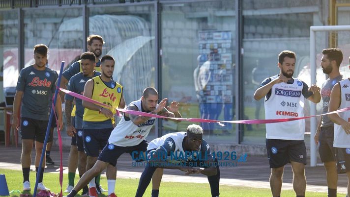 Victor Osimhen in ritiro Napoli (Foto CN1926) Victor Osimhen in ritiro Napoli (Foto CN1926)