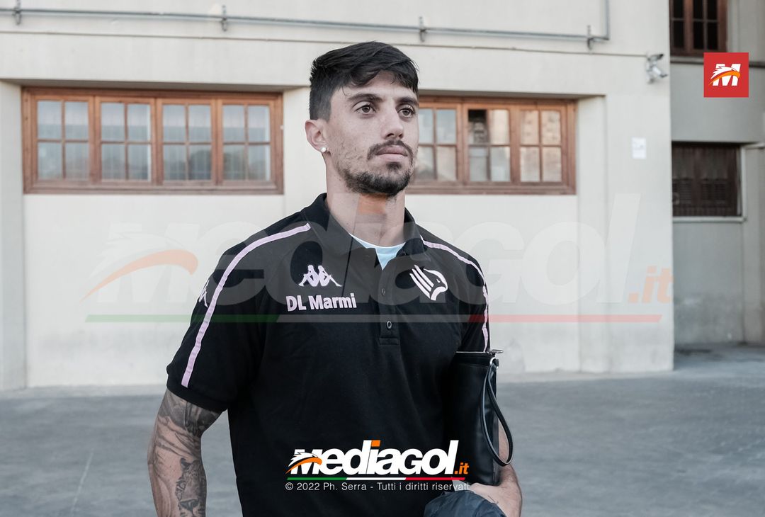 FOTO Palermo, i rosanero verso Manchester: la partenza dal “Renzo Barbera” (Gallery) - immagine 23