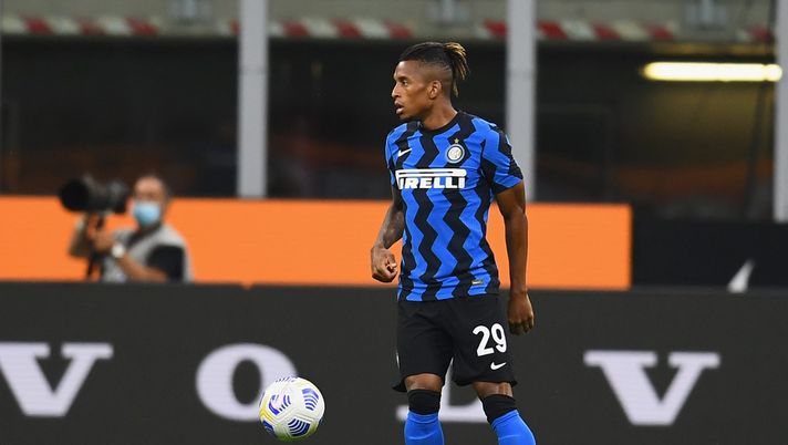 MILAN, ITALY - SEPTEMBER 19: Dalbert Henrique Chagas Estevão of FC Internazionale in action during the friendly match between FC Internazionale and SC Pisa at Stadio Giuseppe Meazza on September 19, 2020 in Milan, Italy. (Photo by Claudio Villa - Inter/Inter via Getty Images) MILAN, ITALY - SEPTEMBER 19: Dalbert Henrique Chagas Estevão of FC Internazionale in action during the friendly match between FC Internazionale and SC Pisa at Stadio Giuseppe Meazza on September 19, 2020 in Milan, Italy. (Photo by Claudio Villa - Inter/Inter via Getty Images)