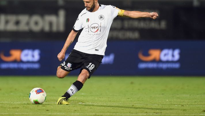 LA SPEZIA, ITALY - JULY 27:  Claudio Terzi of ASC Spezia in action during the serie B match between ASC Spezia and Virtus Entella at Stadio Alberto Picco on July 27, 2020 in La Spezia, Italy.  (Photo by Pier Marco Tacca/Getty Images for Lega Serie B) 