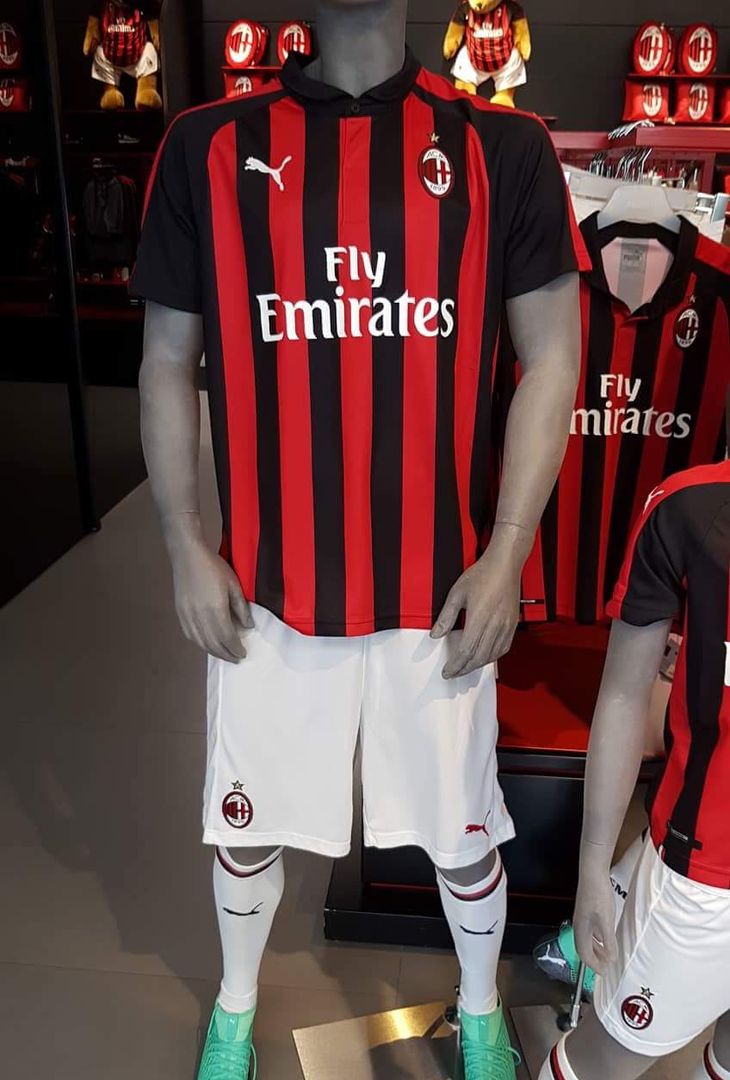 GALLERY PM – Milan-PUMA, i primi scatti della nuova maglia - immagine 5