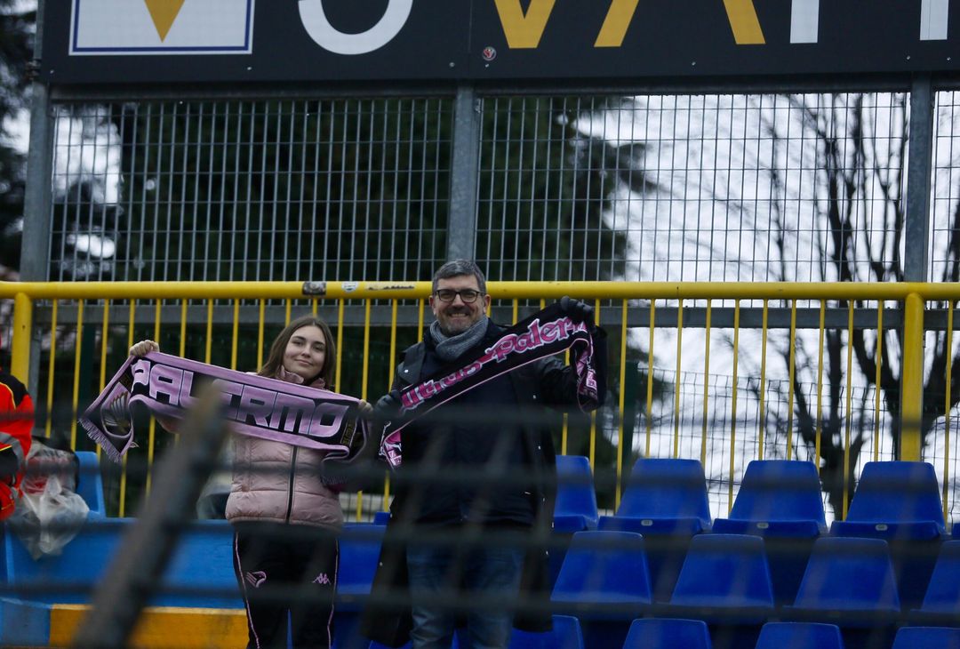 FOTOTIFO Lecco-Palermo 0-1, gli scatti ai tifosi al “Rigamonti-Ceppi” (GALLERY) - immagine 8