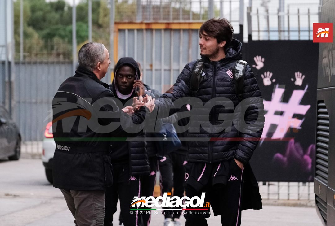 FOTO Spal-Palermo, i rosanero in partenza dallo stadio “Renzo Barbera” (Gallery) - immagine 38