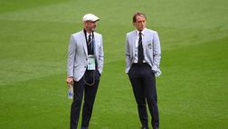 Da Wembley a Wembley, Mancini finalmente esulta. Le lacrime col fratello Vialli