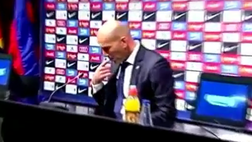 VIDEO / Zidane, signori si nasce. Quel chewing gum a Barcellona che…