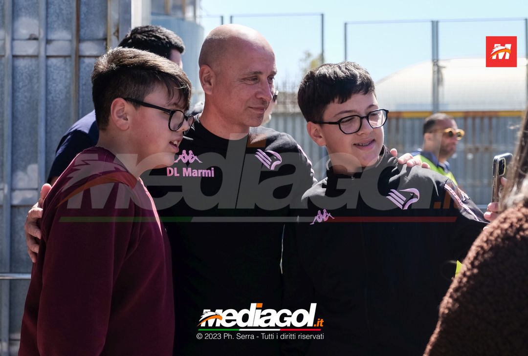 FOTO Parma-Palermo, i Rosanero in partenza dal “Renzo Barbera” (GALLERY) - immagine 36