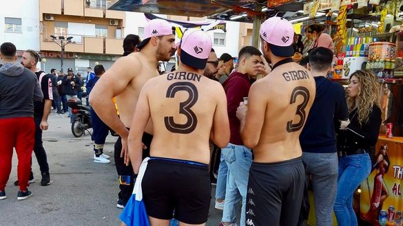 Palermo, fan francesi allo stadio: pazzi per il loro idolo Maxime Giron palermo
