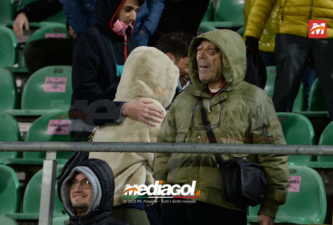 FOTO, i tifosi allo stadio per Palermo – Monopoli 2-1 (Gallery) - immagine 19