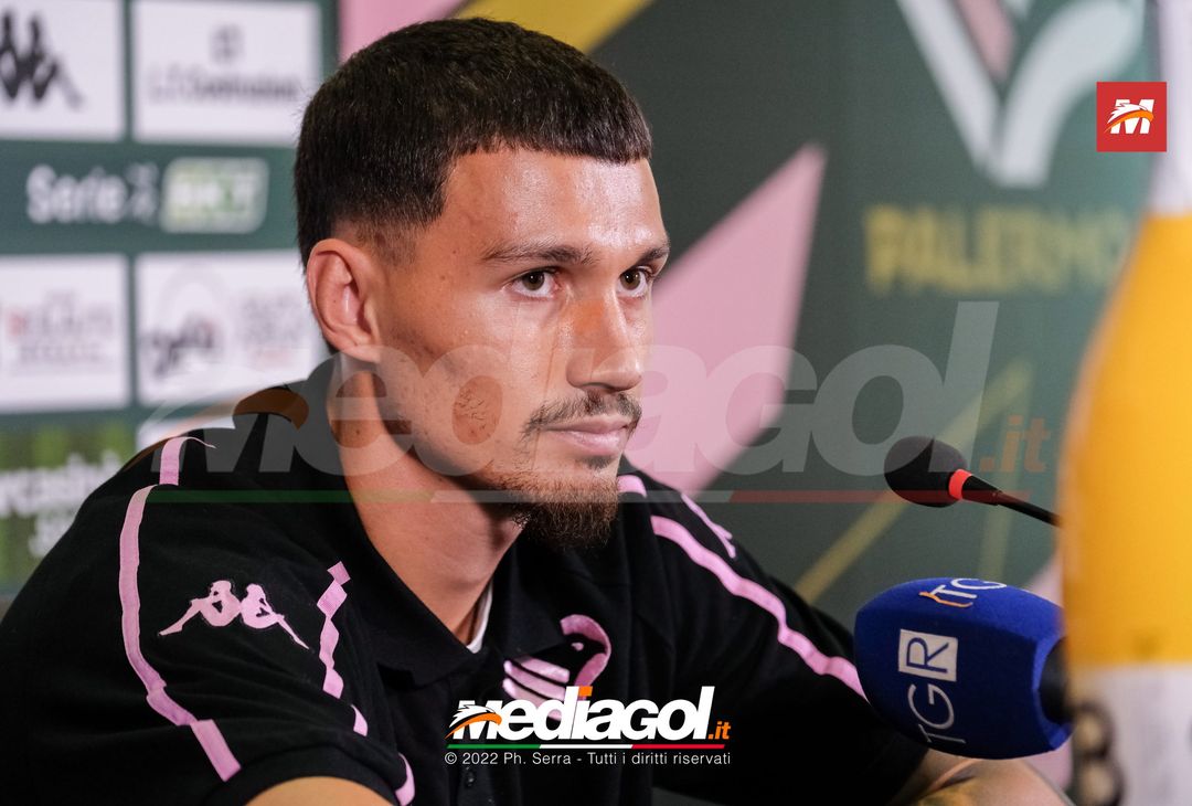 FOTO PALERMO, La presentazione di Davide Bettella in conferenza stampa (Gallery) - immagine 18