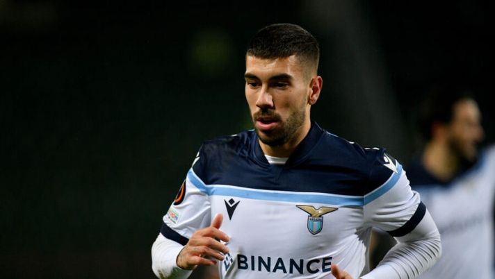 MOSCOW, RUSSIA - NOVEMBER 25: Mattia Zaccagni of SS Lazio during the UEFA Europa League group E match between Lokomotiv Moskva and SS Lazio at RZD Arena on November 25, 2021 in Moscow, Russia. (Photo by Marco Rosi - SS Lazio/Getty Images) Lazio, Pedro out e Zaccagni a rischio per l’Atalanta: cosa filtra sullo stop - immagine 1