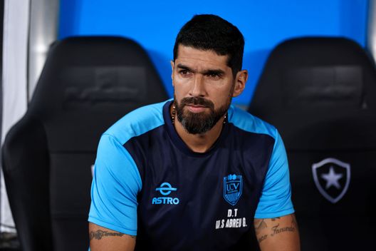 (Photo by Buda Mendes/Getty Images) Uruguay, il loco Abreu: “Messi deve lasciare il PSG e tornare a Barcellona”- immagine 2