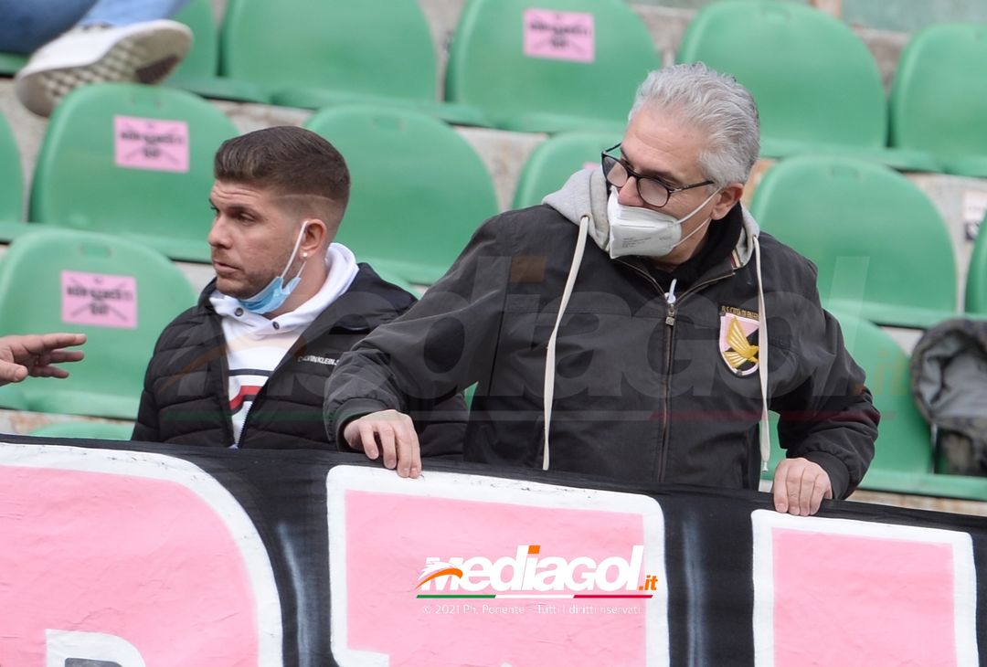 FOTO, i tifosi allo stadio per Palermo – Bari 0-0 (Gallery) - immagine 7