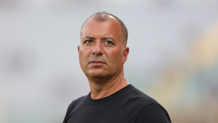 FLORENCE, ITALY - AUGUST 27: Saverio Sticchi Damiani president of US Lecce looks on during the Serie A TIM match between ACF Fiorentina and US Lecce at Stadio Artemio Franchi on August 27, 2023 in Florence, Italy. (Photo by Gabriele Maltinti/Getty Images) Il Viola Park fa scuola. Anche il Lecce si doterà di un proprio centro sportivo - immagine 1