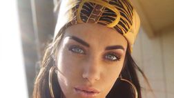 Eleonora Boi, occhi di ghiaccio e bellezza prorompente: lady Gallinari in versione… ‘Gipsy’