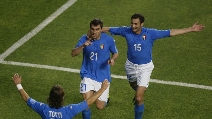 DAEJEON - JUNE 18: Francesco Totti and Mark Iuliano of Italy congratulate team-mate Christian Vieri (centre) after he scored the opening goal of the match during the FIFA World Cup Finals 2002 Second Round match between South Korea and Italy played at the Daejeon World Cup Stadium, in Daejeon, South Korea on June 18, 2002. South Korea won the match 2-1 with a Golden Goal in extra-time. DIGITAL IMAGE. (Photo by Gary M. Prior/Getty Images) DAEJEON - JUNE 18: Francesco Totti and Mark Iuliano of Italy congratulate team-mate Christian Vieri (centre) after he scored the opening goal of the match during the FIFA World Cup Finals 2002 Second Round match between South Korea and Italy played at the Daejeon World Cup Stadium, in Daejeon, South Korea on June 18, 2002. South Korea won the match 2-1 with a Golden Goal in extra-time. DIGITAL IMAGE. (Photo by Gary M. Prior/Getty Images)