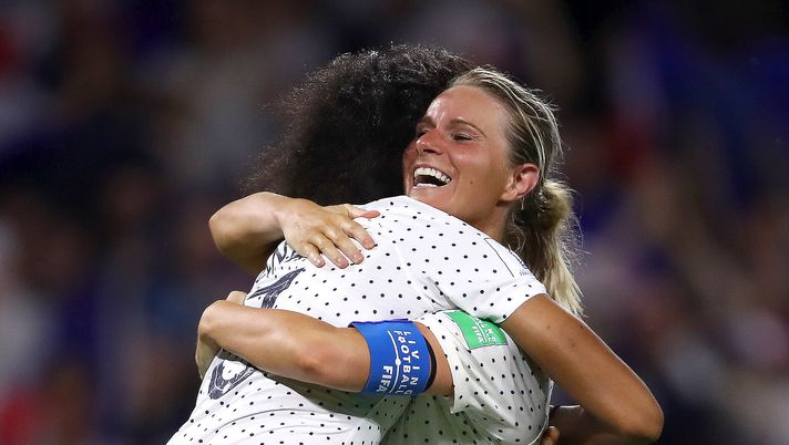 LE HAVRE, FRANCE - JUNE 23: Amandine Henry of France celebrates with teammate Wendie Renard after scoring her team's second goal during the 2019 FIFA Women's World Cup France Round Of 16 match between France and Brazil at Stade Oceane on June 23, 2019 in Le Havre, France. (Photo by Alex Grimm/Getty Images) LE HAVRE, FRANCE - JUNE 23: Amandine Henry of France celebrates with teammate Wendie Renard after scoring her team's second goal during the 2019 FIFA Women's World Cup France Round Of 16 match between France and Brazil at Stade Oceane on June 23, 2019 in Le Havre, France. (Photo by Alex Grimm/Getty Images)