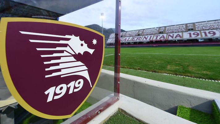 SALERNO, ITALY - JANUARY 06: A general view of the Stadio Arechi before the Serie A match between US Salernitana and Venezia FC at Stadio Arechi on January 06, 2022 in Salerno, Italy.
US Salernitana team counted at least 9 positive players due to the Sars Cov19 Omicron variant expansion. (Photo by Francesco Pecoraro/Getty Images) Gazzetta: “Salernitana, 9 positivi e la gara col Napoli può saltare”. Due fattori decisivi - immagine 1
