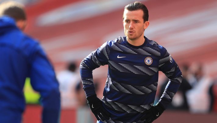 LONDON, ENGLAND - APRIL 17: Ben Chilwell of Chelsea warms up prior to the Semi Final of the Emirates FA Cup match between Manchester City and Chelsea FC at Wembley Stadium on April 17, 2021 in London, England. Sporting stadiums around the UK remain under strict restrictions due to the Coronavirus Pandemic as Government social distancing laws prohibit fans inside venues resulting in games being played behind closed doors. (Photo by Adam Davy - Pool/Getty Images) LONDON, ENGLAND - APRIL 17: Ben Chilwell of Chelsea warms up prior to the Semi Final of the Emirates FA Cup match between Manchester City and Chelsea FC at Wembley Stadium on April 17, 2021 in London, England. Sporting stadiums around the UK remain under strict restrictions due to the Coronavirus Pandemic as Government social distancing laws prohibit fans inside venues resulting in games being played behind closed doors. (Photo by Adam Davy - Pool/Getty Images)
