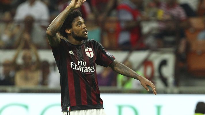 Luiz Adriano, attaccante del Milan